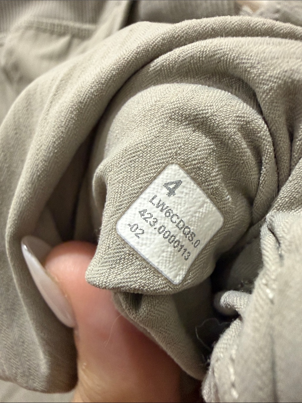 Lululemon Dance Studio Mid-Rise Cropped Pant in Warm Ash Grey size 4 - Picture 8 of 13
